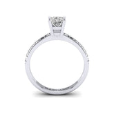 Gabriano Jade 4 tırnaklı tektaş yüzük; GIA-HRD sertifikalı prenses pırlanta ve beyaz altın montürün yandan görünüşü